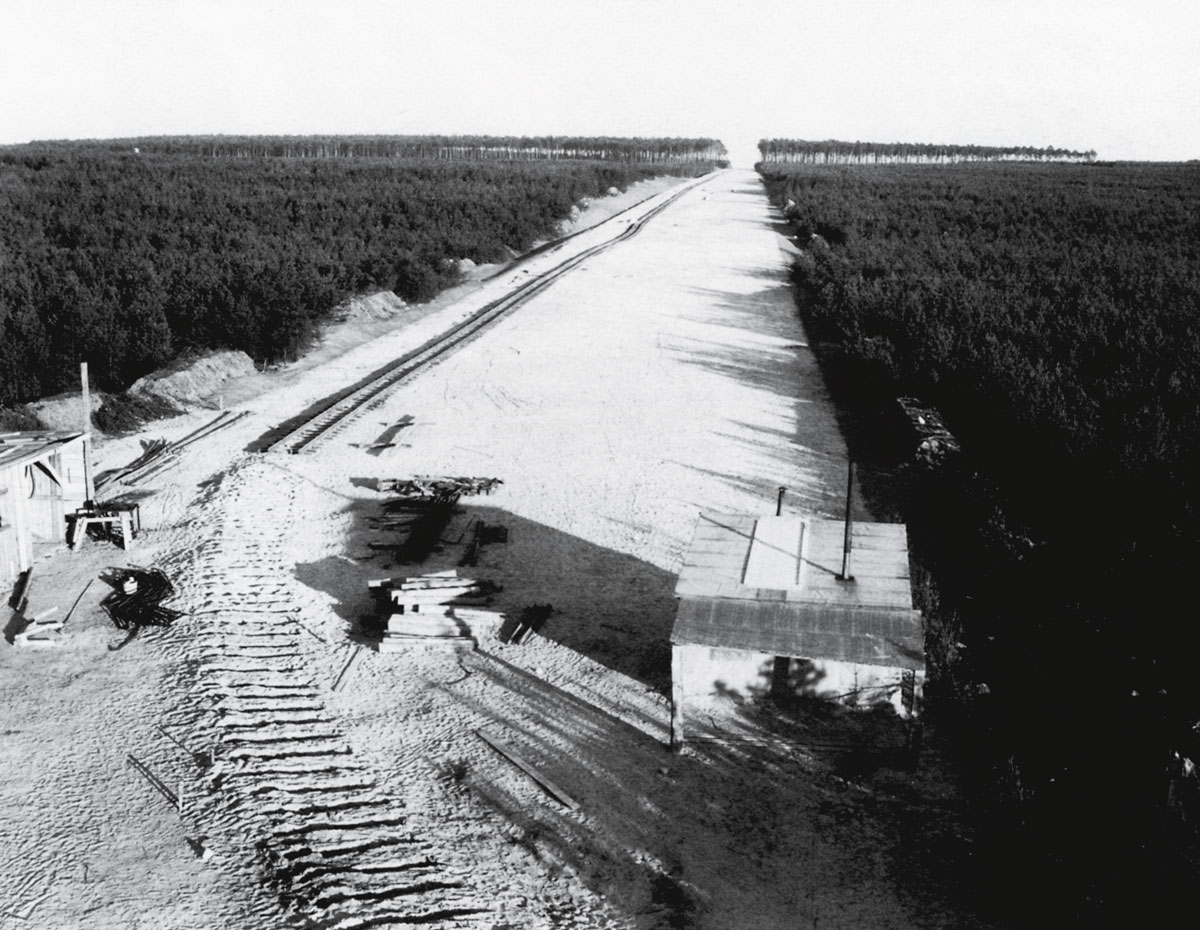 Obozy pracy przymusowej dla Żydów 1941–1943